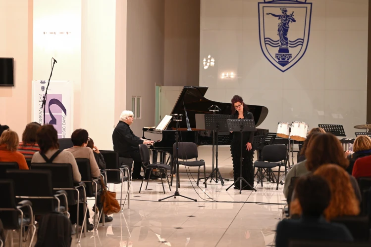 Атсамбъл “Музика Нова“ с концерт в памет на Лазар Николов